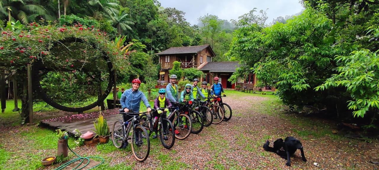 Quinta Da Gavea - Hospedaria E Quintal Criativo Rodeio ภายนอก รูปภาพ